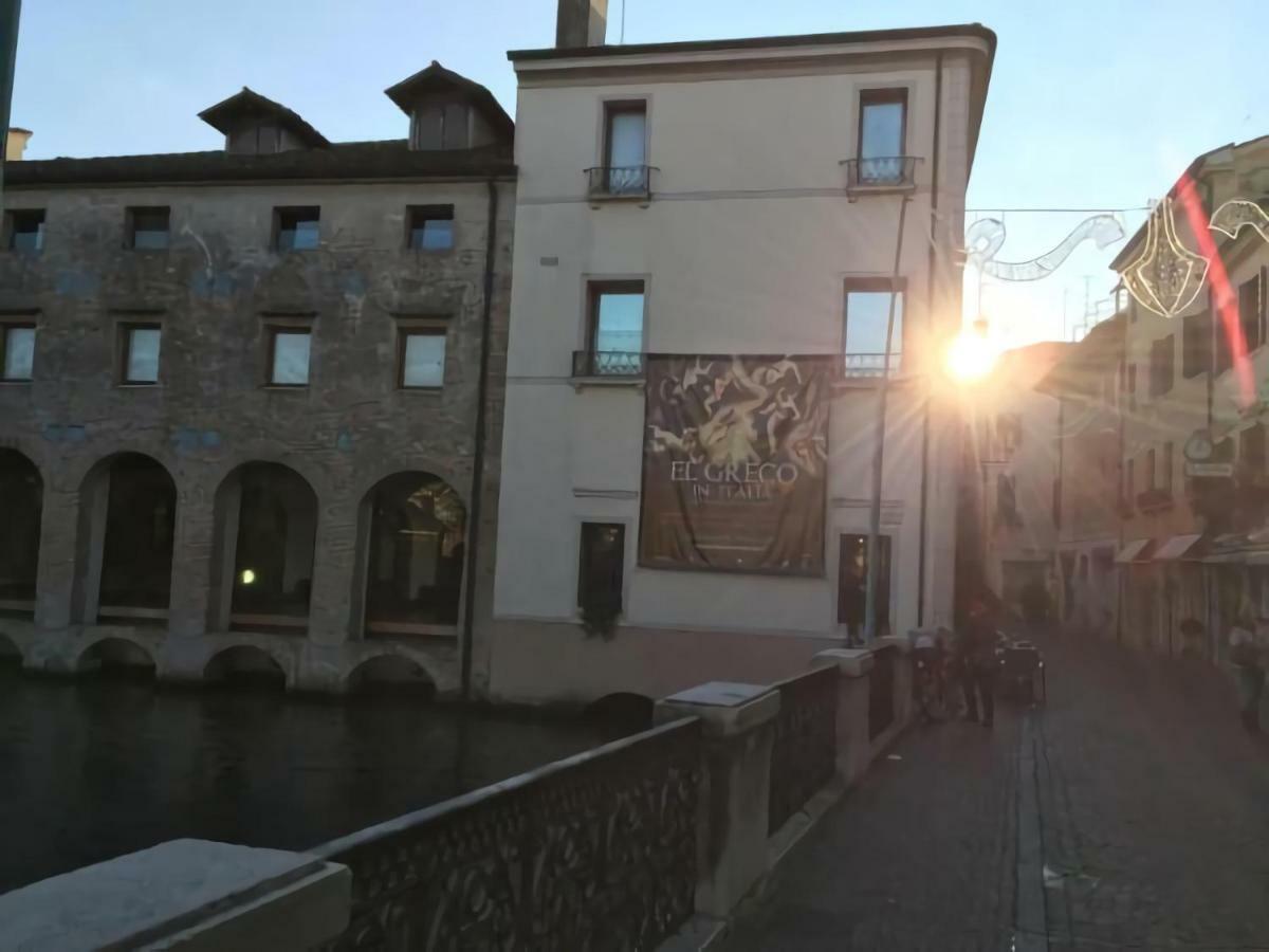 Apartment Deluxe Isola Di Mezzo Treviso Exterior foto