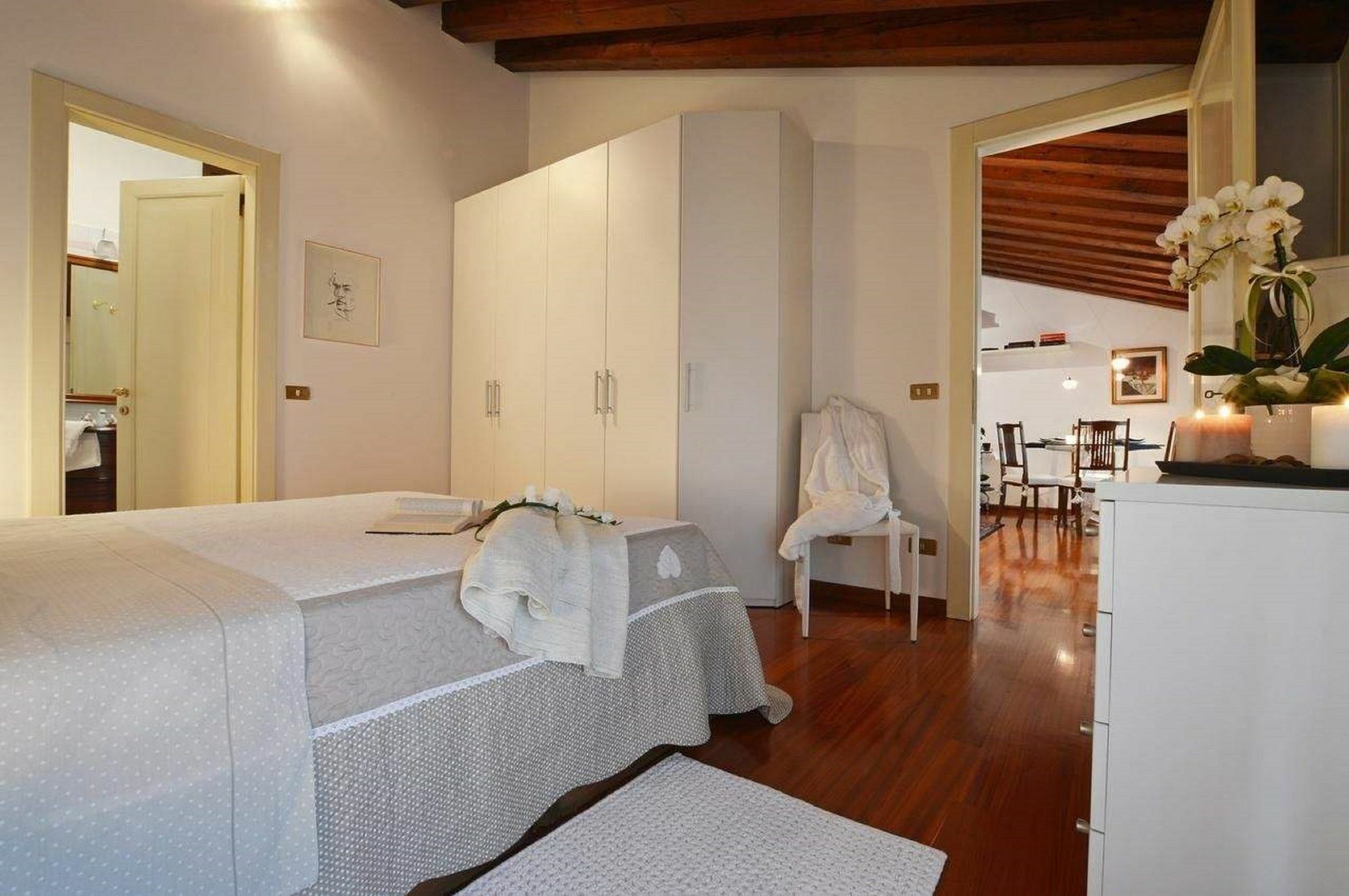 Apartment Deluxe Isola Di Mezzo Treviso Exterior foto